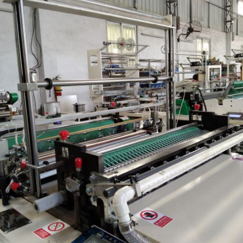 Model 800 Single Channel Heat Seal Cold Cut Bag Making Machine