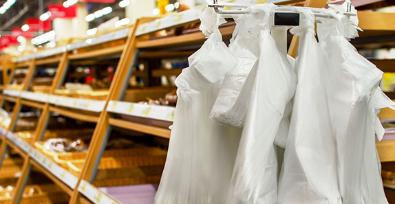 What kind of equipment can produce supermarket vest-style plastic bags？